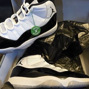 Jordan 11 Retro White and Black Sneakers